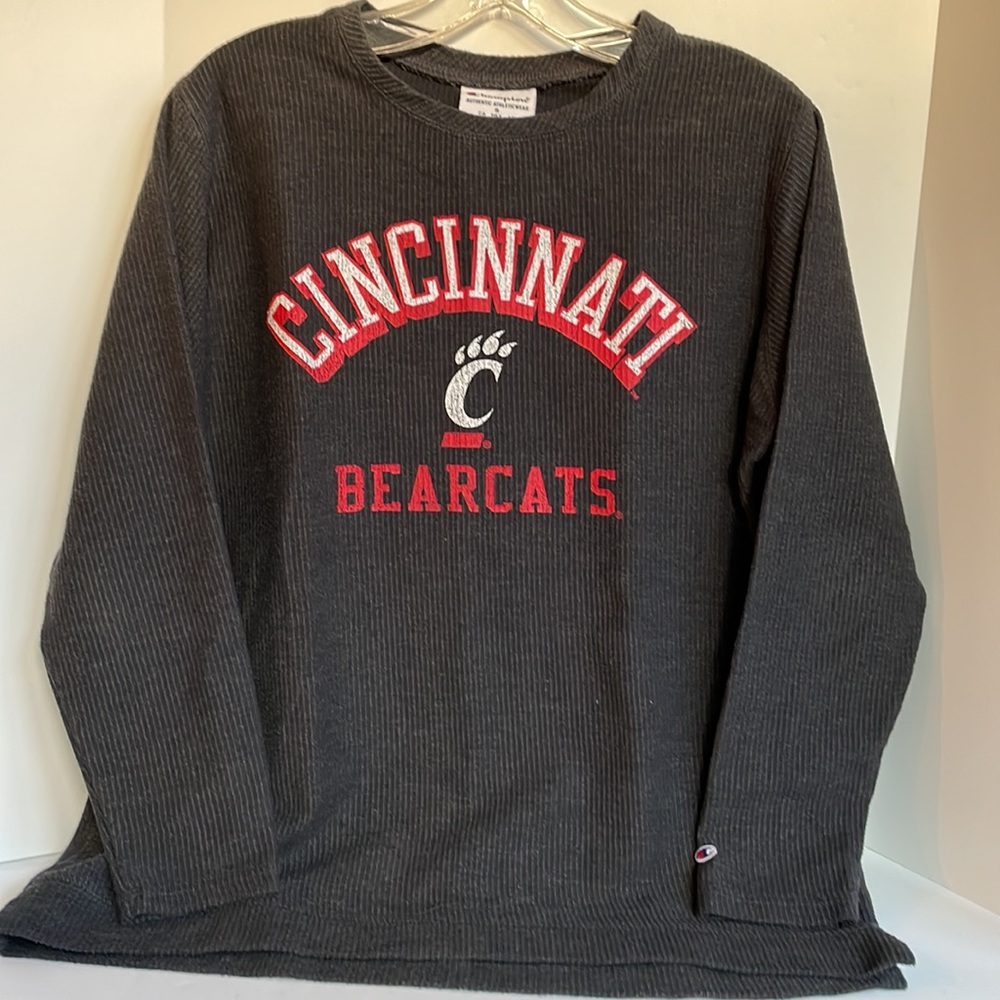 Champion University of Cincinnati heavier weight waffle knit crewneck small